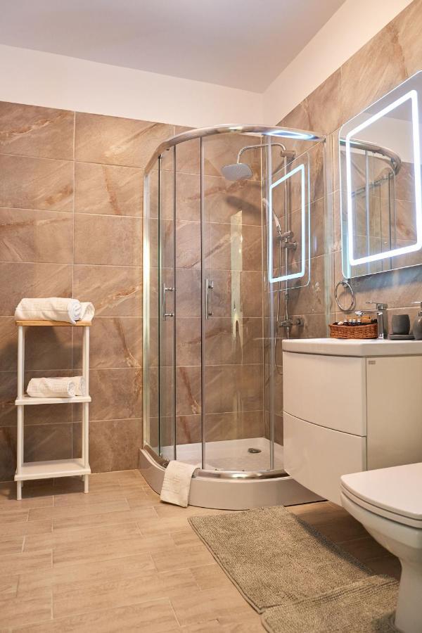 Vanilla Luxury Apartment Spa N Pool Beach Resort Navodari Dış mekan fotoğraf